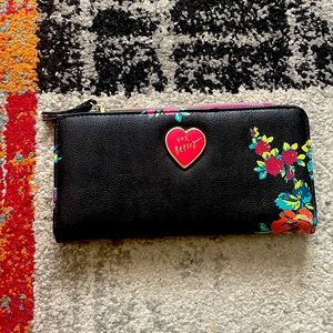 Betsey Johnson floral wallet